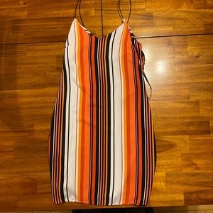 Beautiful knee length dress- worn 2 times.